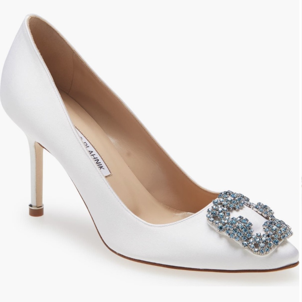 Manolo Blahnik Hangisi Buckle Pump Ivory Silk Blue Crystal Wedding Shoes 41 90mm